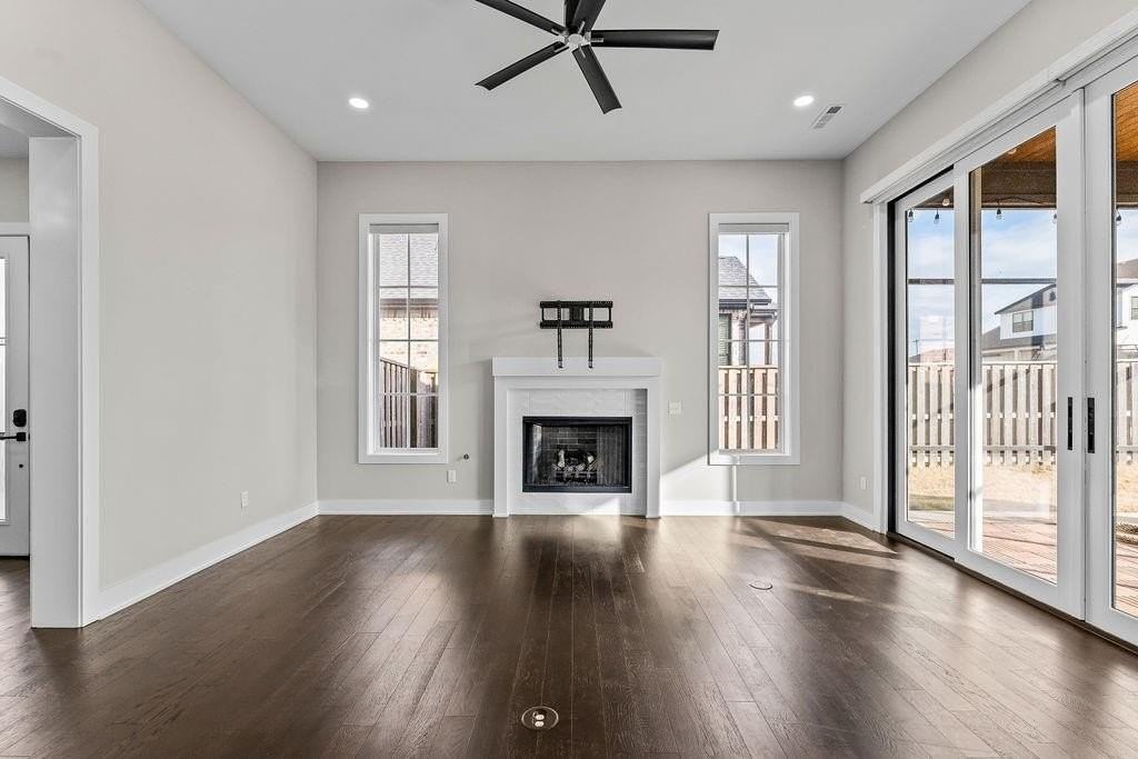 3505 Sw Radiance Ave - Photo 5 of 50