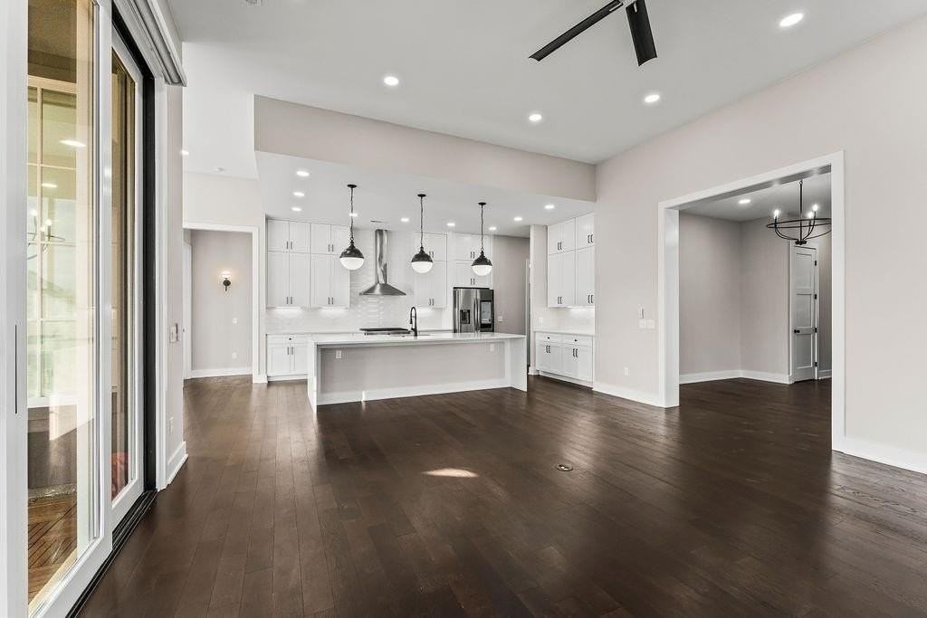 3505 Sw Radiance Ave - Photo 7 of 50