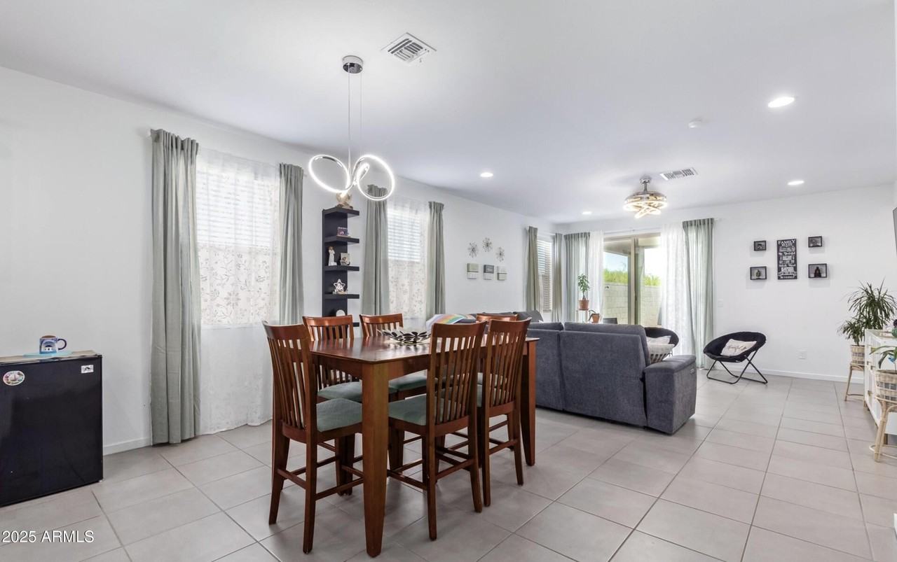 5613 W Notch Hill Rd - Photo 4 of 16