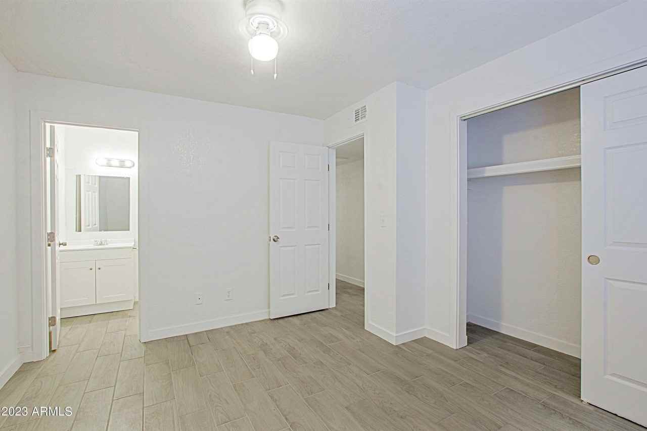 13207 N 21st Pl Unit 6 #6 - Photo 5 of 9