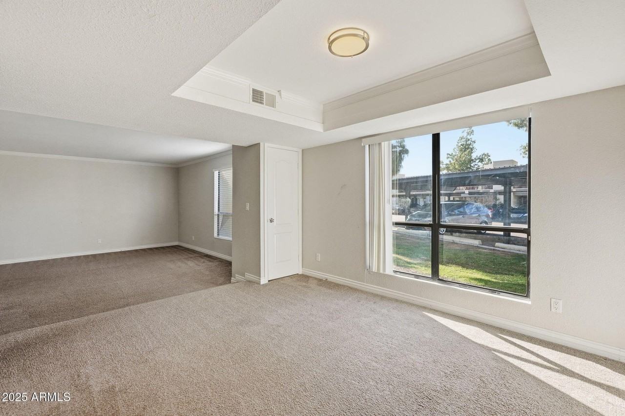 3329 W Danbury Dr Apt F109 #F109 - Photo 2 of 20