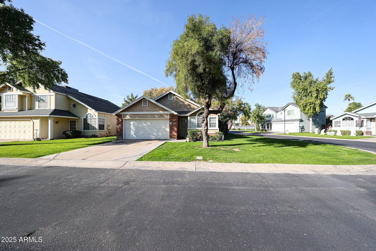 214 S Rush Cir E - Photo 4 of 41