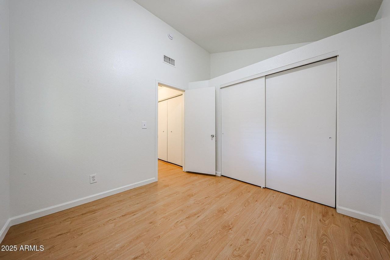 214 S Rush Cir E - Photo 7 of 41