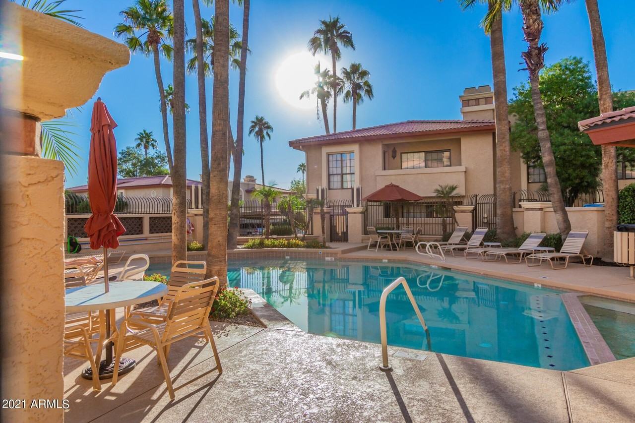 10410 N Cave Creek Rd Unit 1011 #1011 - Photo 2 of 22