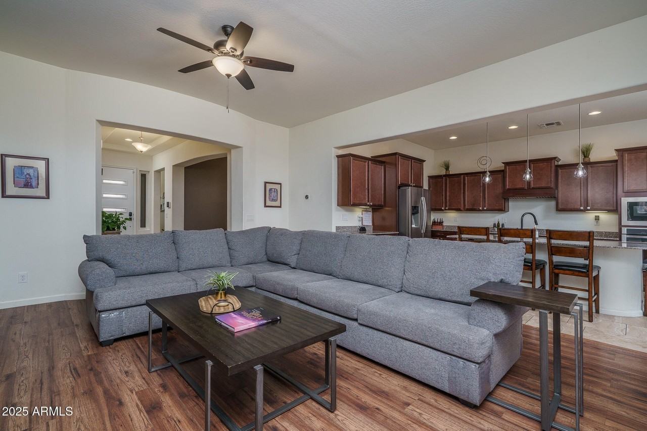 14757 W Pasadena Ave - Photo 7 of 39