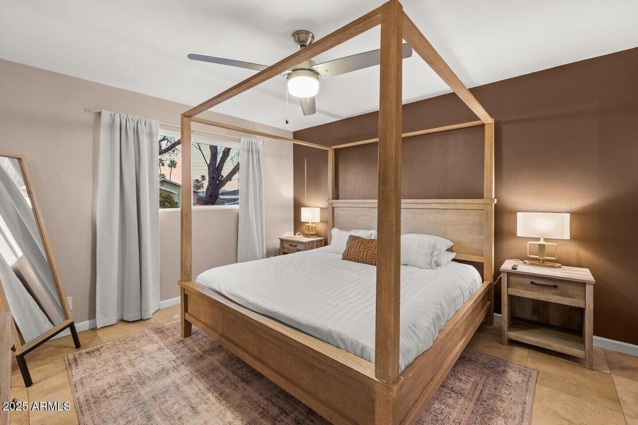 6419 E Cambridge Ave - Photo 7 of 20