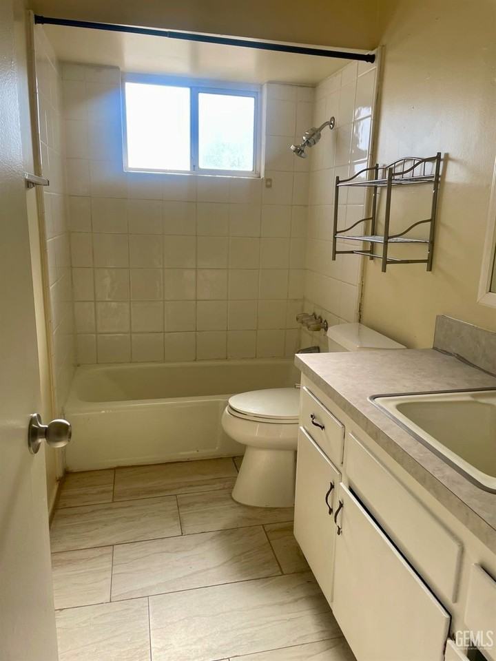 620 Norris Rd Apt 3 #3 - Photo 6 of 9