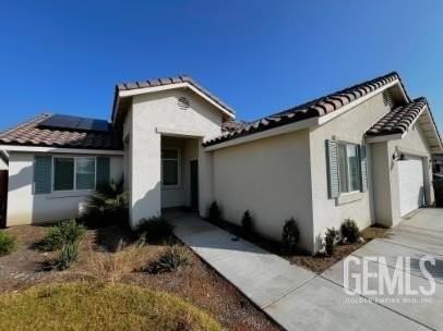 812 Beaconsfield Ct - Photo 3 of 18