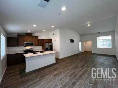 812 Beaconsfield Ct - Photo 5 of 18