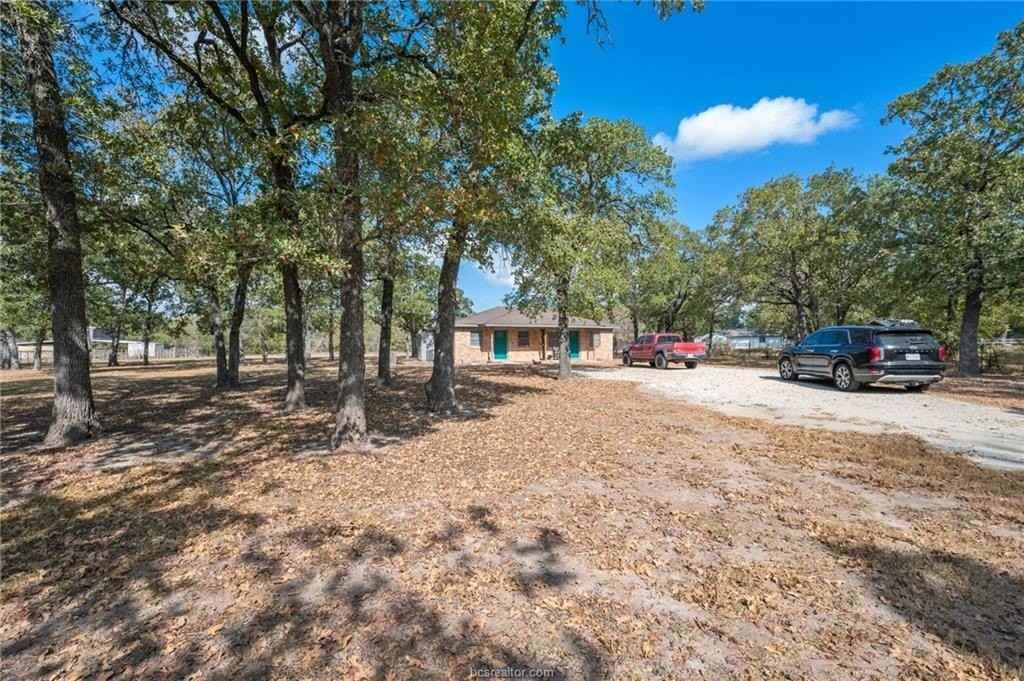 4948 Schehin Rd - Photo 2 of 9