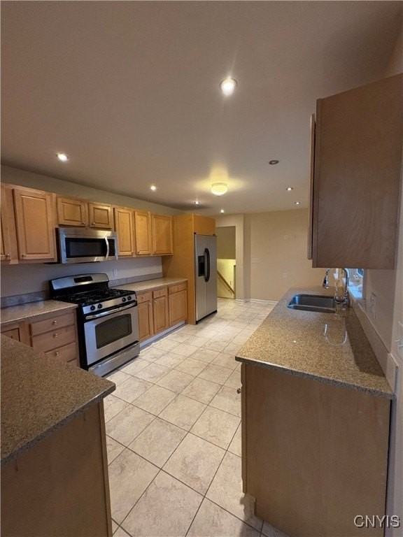 215 Locksley Rd - Photo 7 of 26