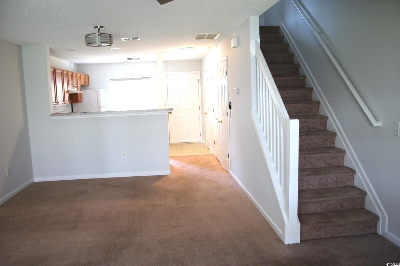 1256 Shoebridge Dr - Photo 5 of 19