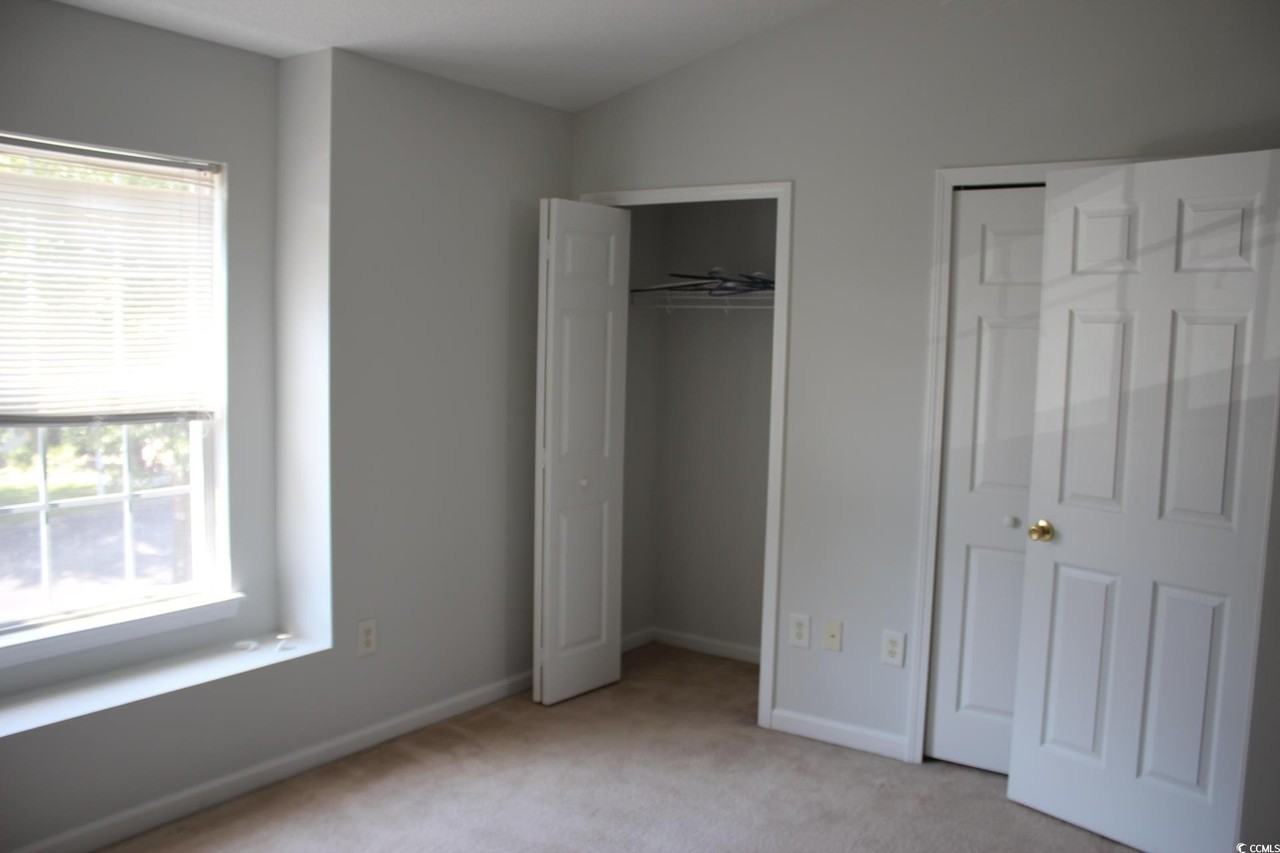 1256 Shoebridge Dr - Photo 6 of 19