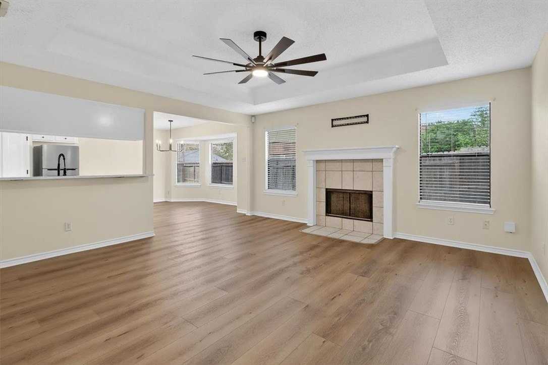 4453 Lake George Dr - Photo 6 of 38