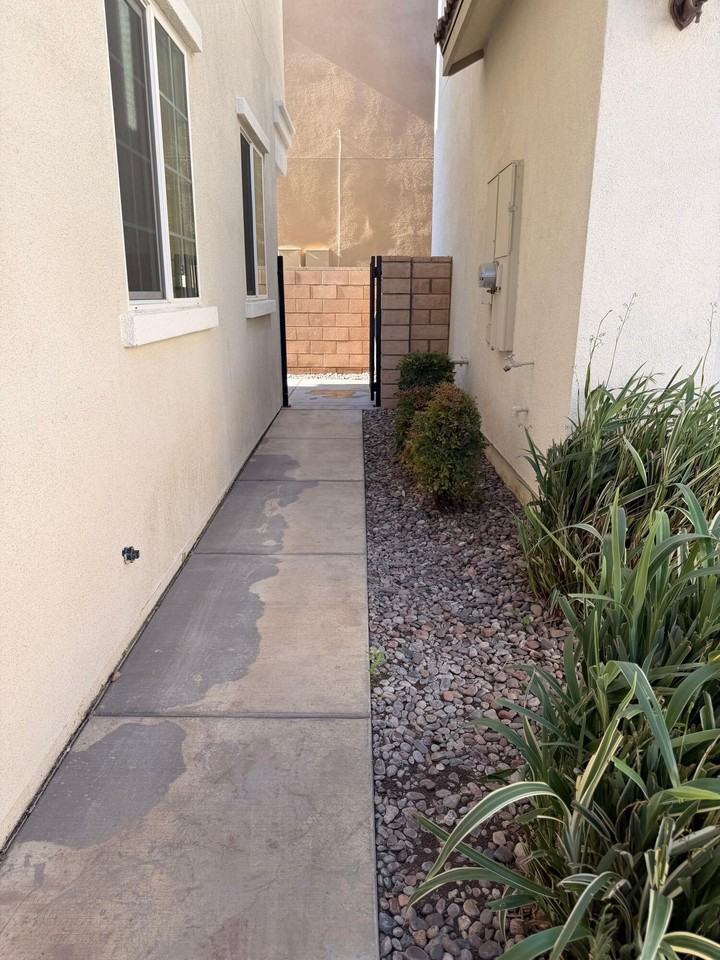 5348 N Alumni Ln - Photo 6 of 10