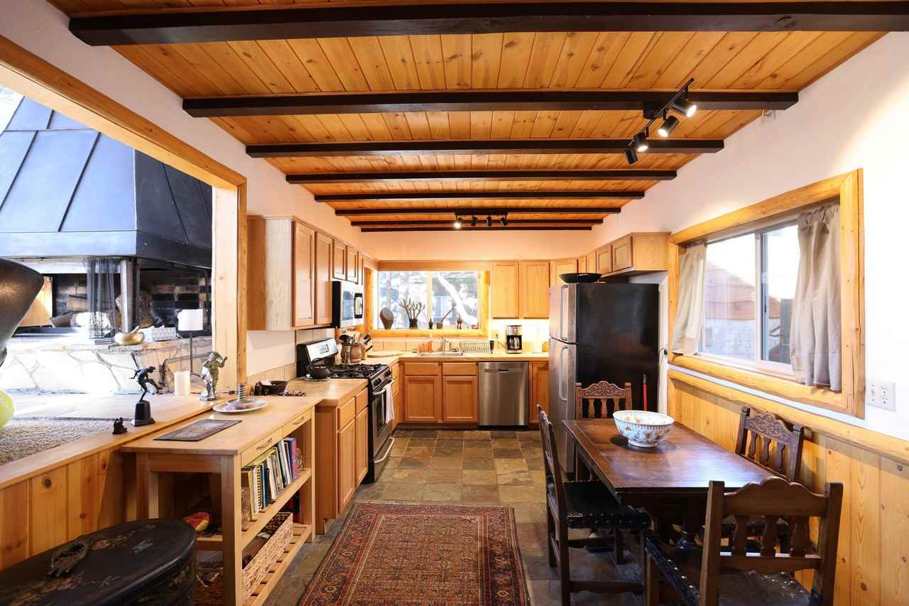 43615 Wolf Rd - Photo 3 of 37