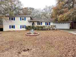 featured image of 212 Highland Dr