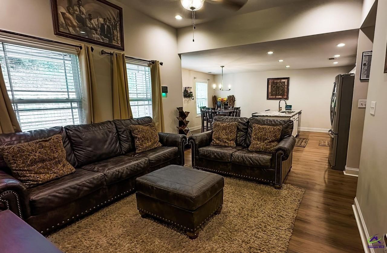 181 Red Tail Cir - Photo 4 of 13