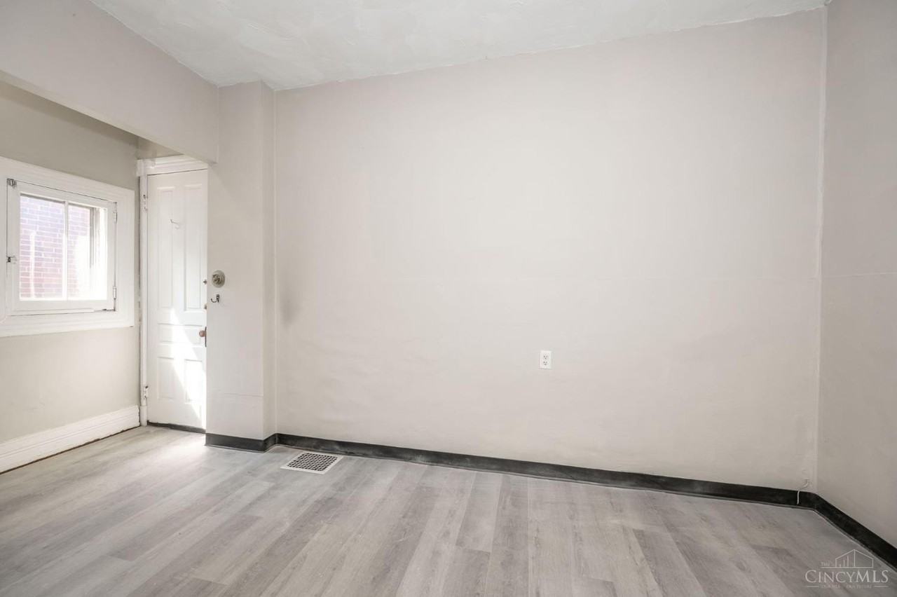 475 Riddle Rd Apt 2b #2B - Photo 7 of 25