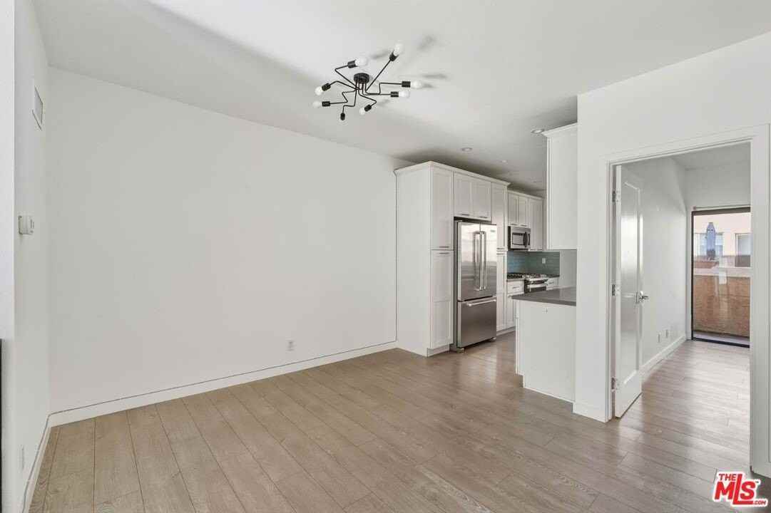 5307 Wilkinson Ave Unit 10 #10 - Photo 5 of 29