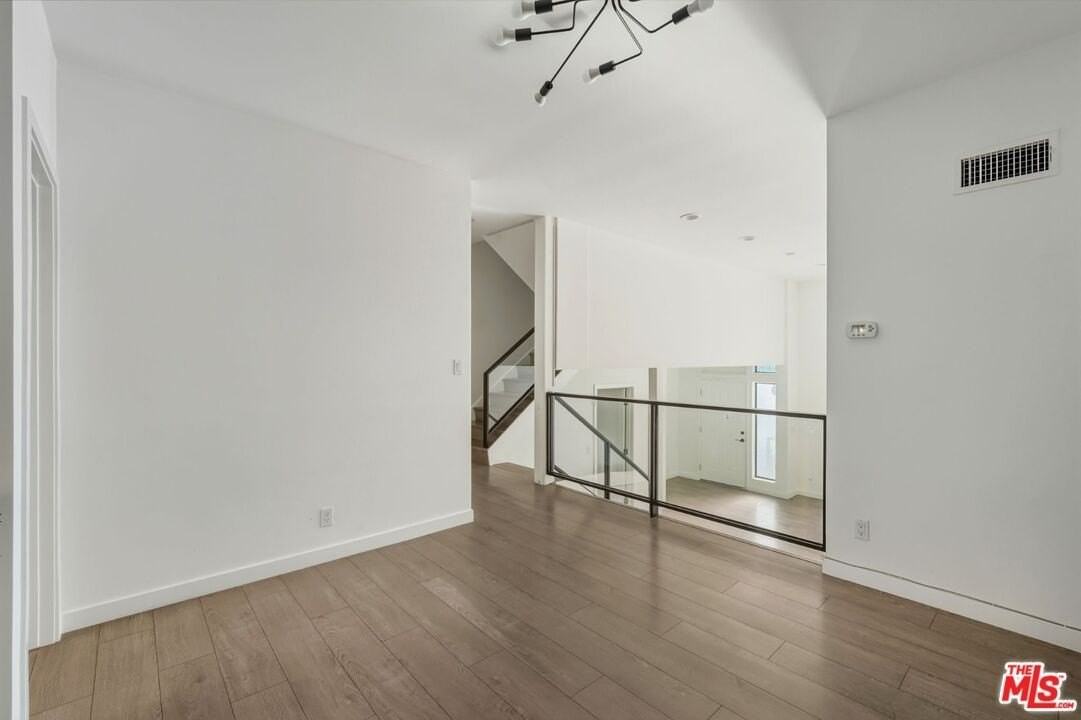 5307 Wilkinson Ave Unit 10 #10 - Photo 7 of 29