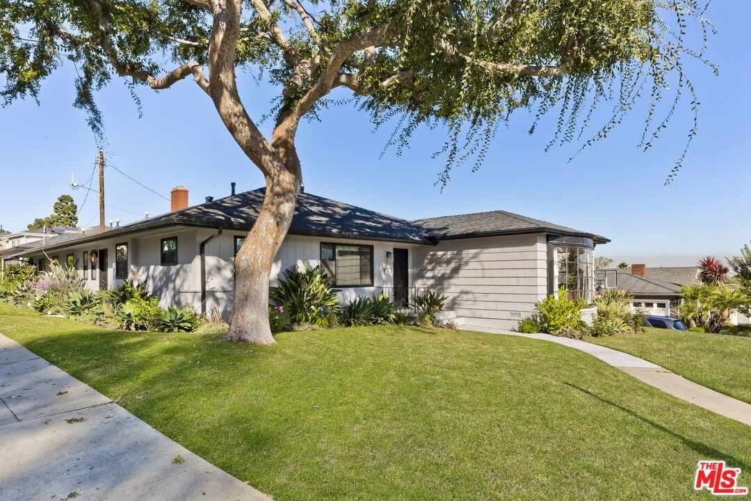 9125 David Ave - Photo 3 of 41