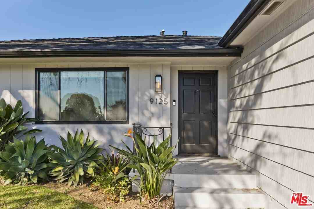 9125 David Ave - Photo 5 of 41