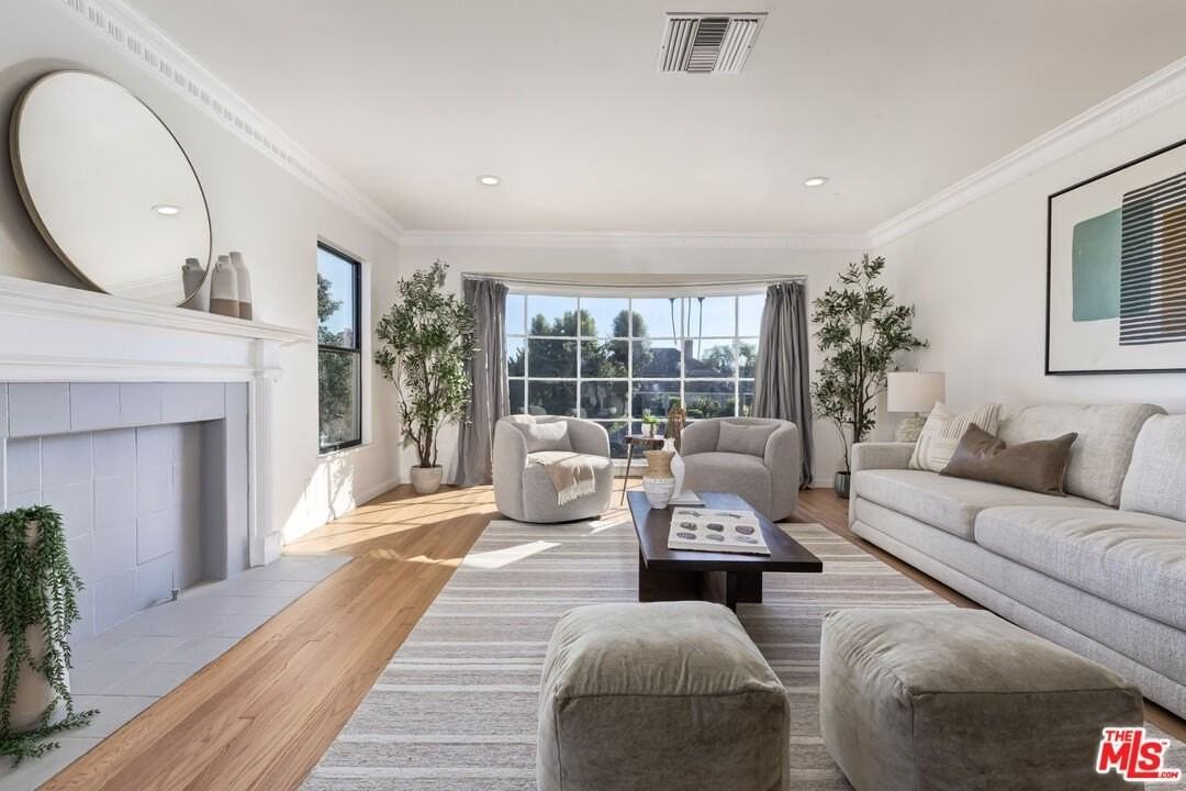 9125 David Ave - Photo 7 of 41