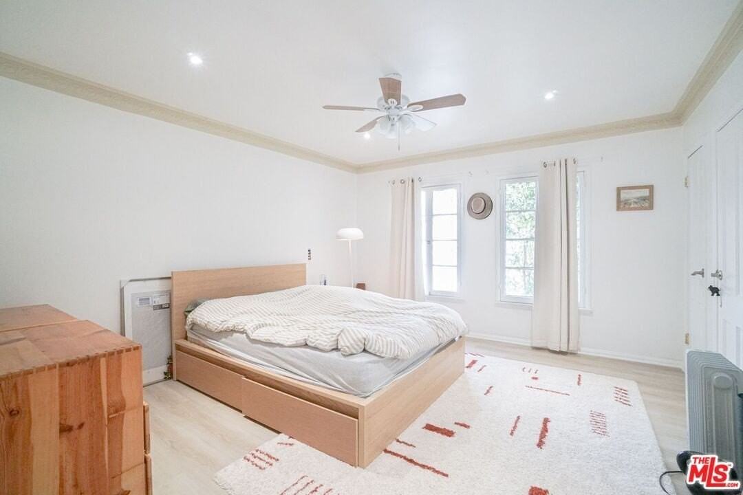 5139 Marathon St - Photo 3 of 9