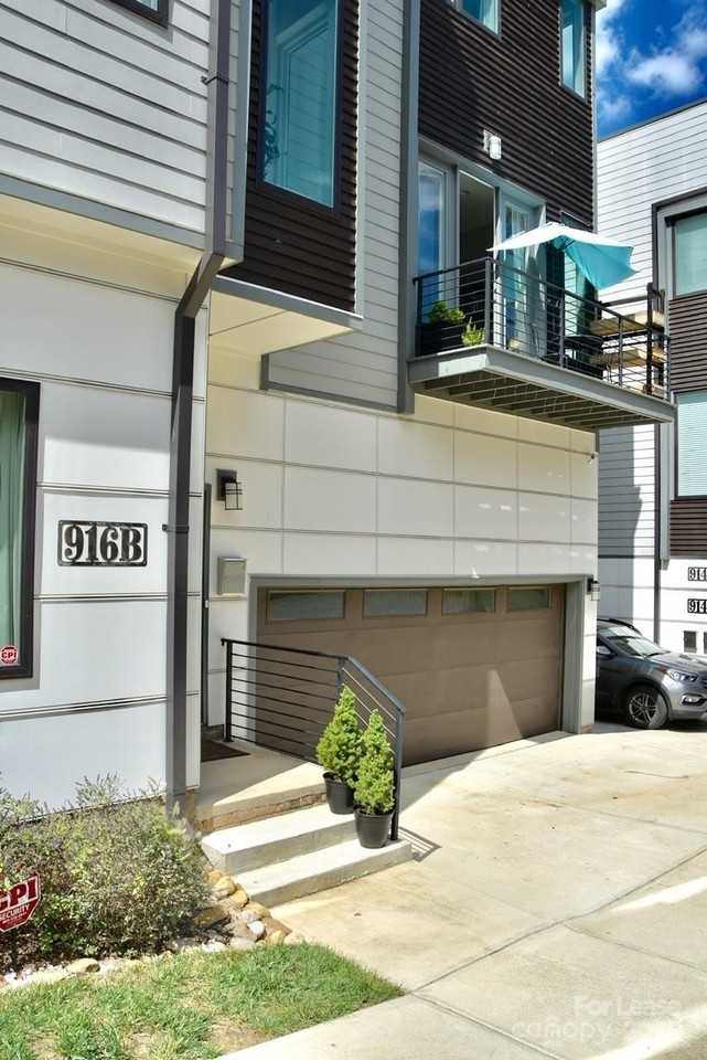 916 Westbrook Dr Unit B #B - Photo 2 of 33