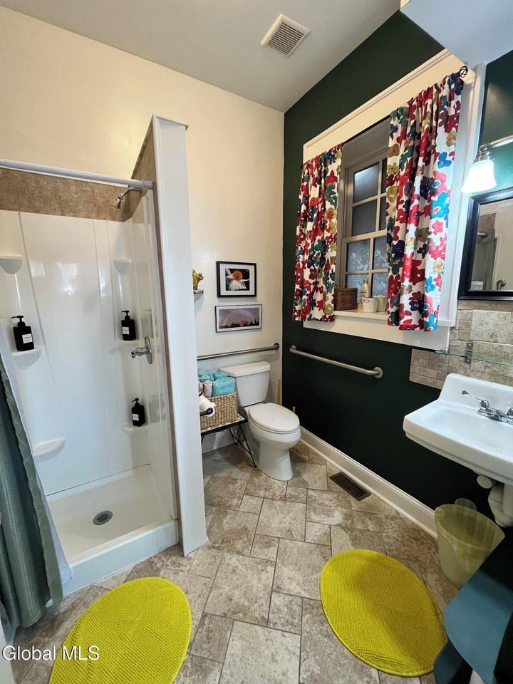 51 Church St Ste A #A - Photo 7 of 9