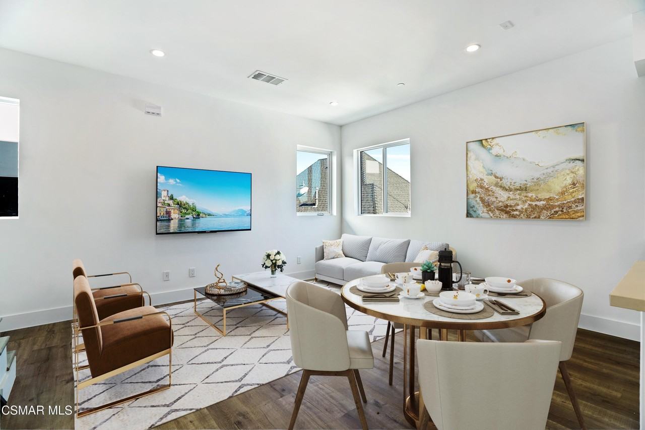 10908 Hesby St - Photo 5 of 17