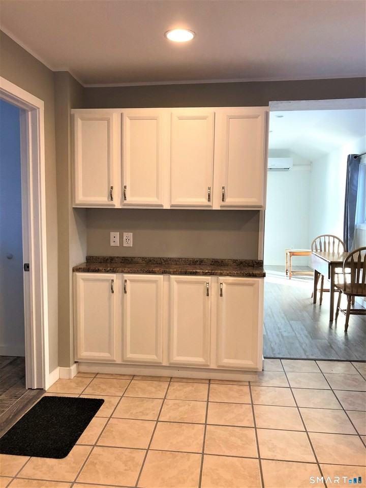 63 Cottage Rd - Photo 5 of 19