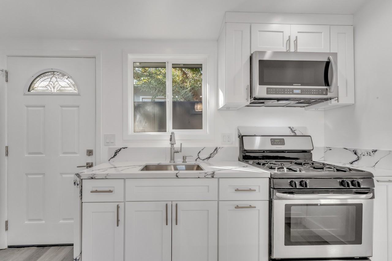 14753 Hartland St #1 - Photo 2 of 22