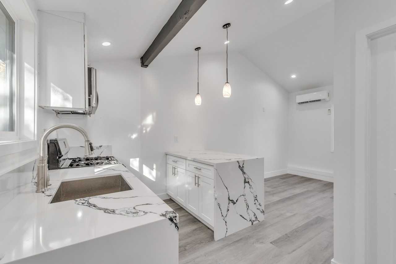 14753 Hartland St #1 - Photo 3 of 22