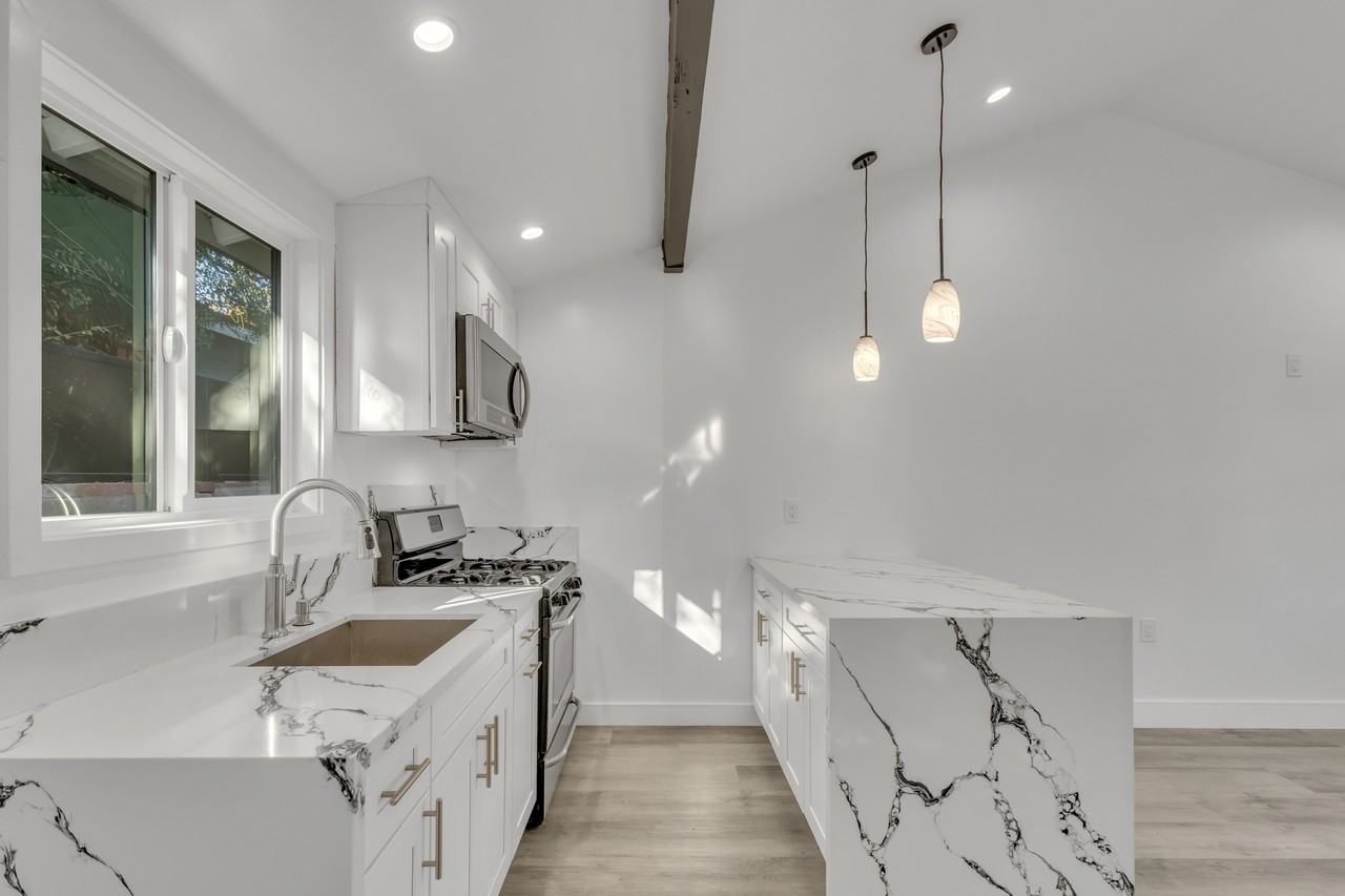 14753 Hartland St #1 - Photo 6 of 22