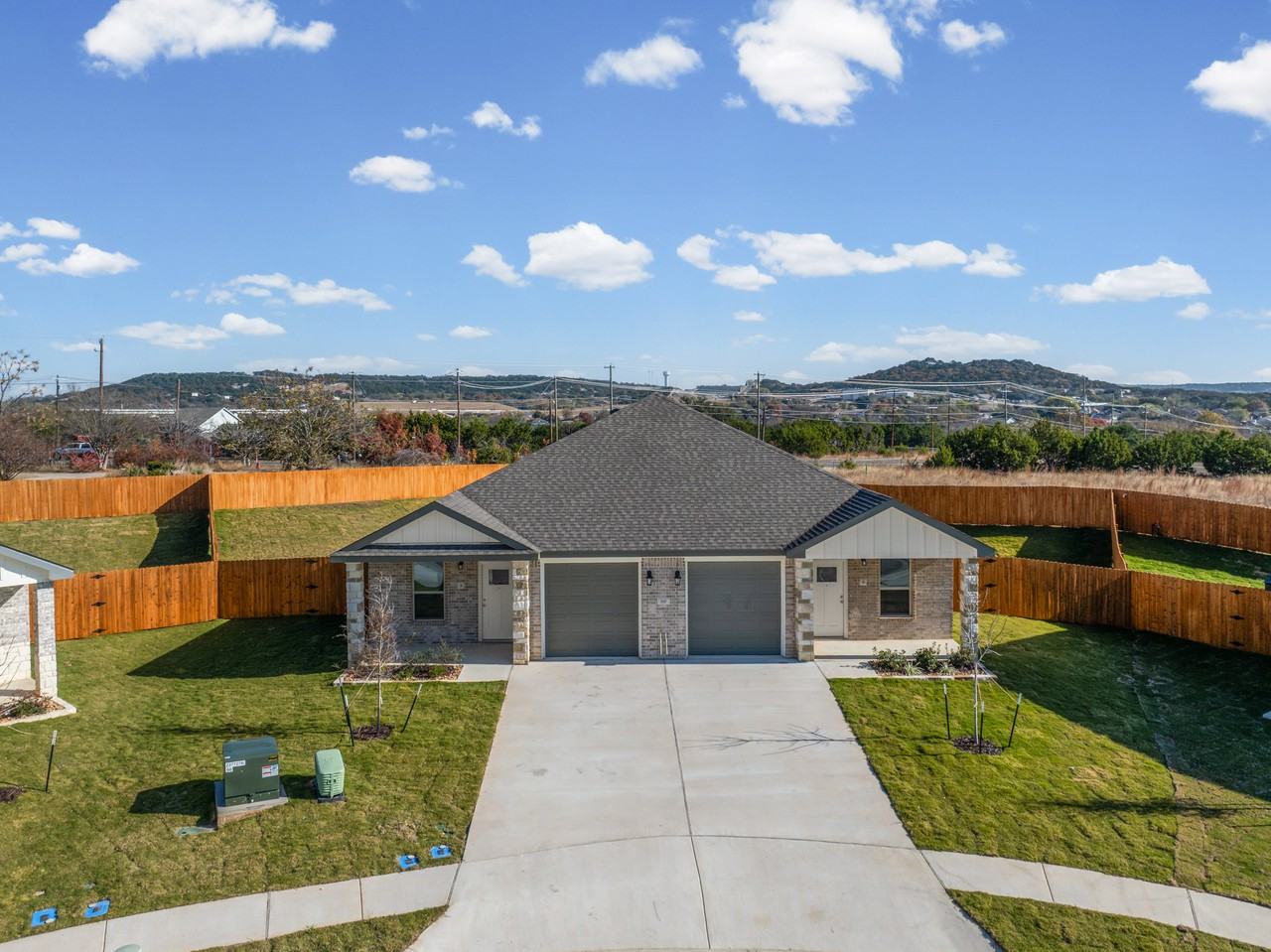 110 Logan Ct #B - Photo 3 of 31