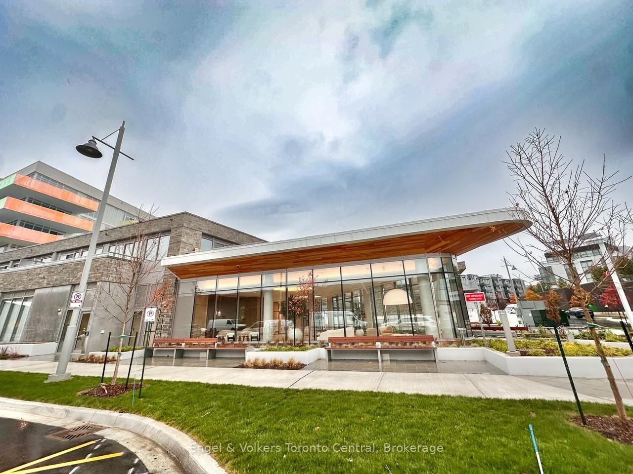 333 Sunseeker - Photo 2 of 40