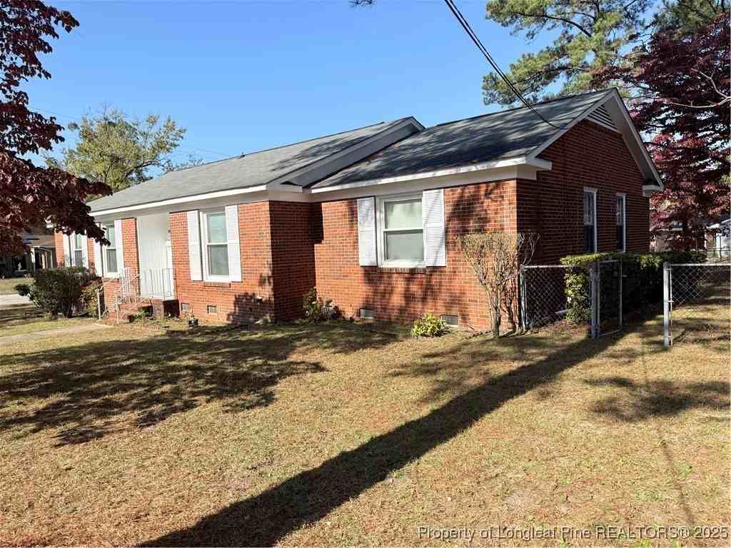 601 Helen St - Photo 2 of 35