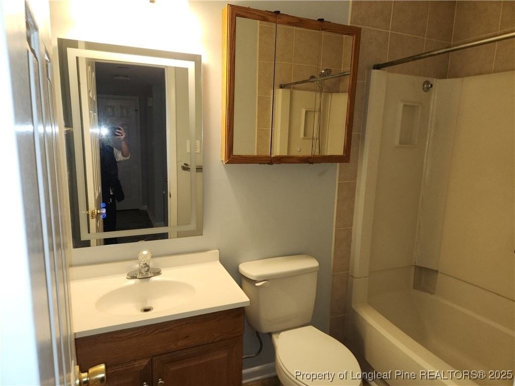 3713 Cherry Blossom Ln - Photo 5 of 9