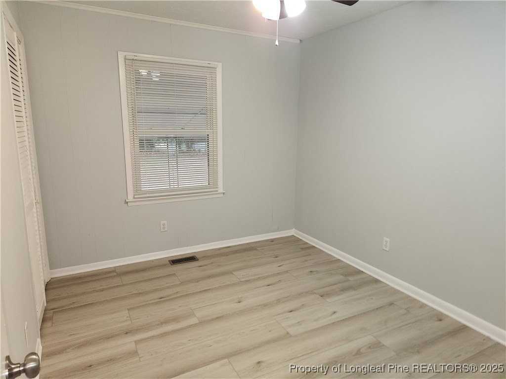 3923 Glenridge Rd - Photo 6 of 10