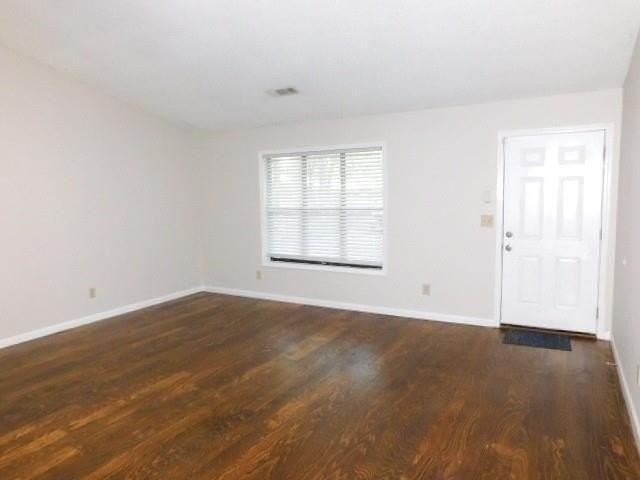 5502 Jamestowne Ct - Photo 5 of 28