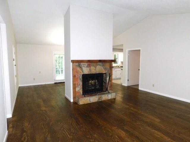 5502 Jamestowne Ct - Photo 7 of 28