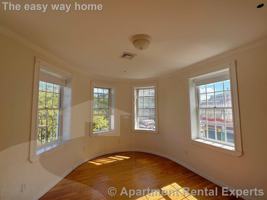 featured image of 4 Bishop Richard Allen Dr #2