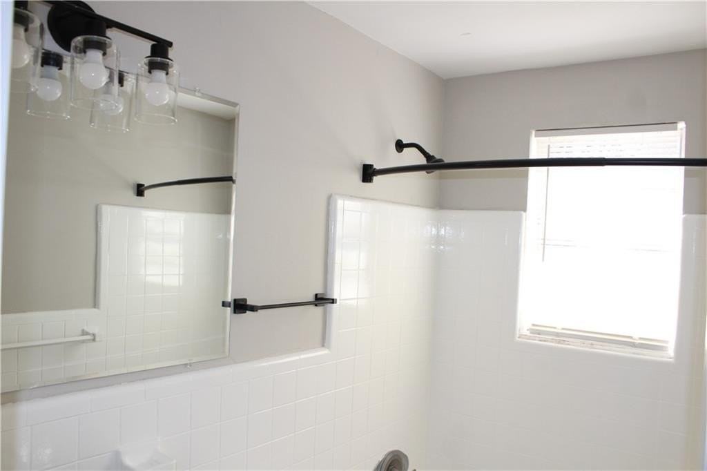 2665 Northview Ave - Photo 6 of 19