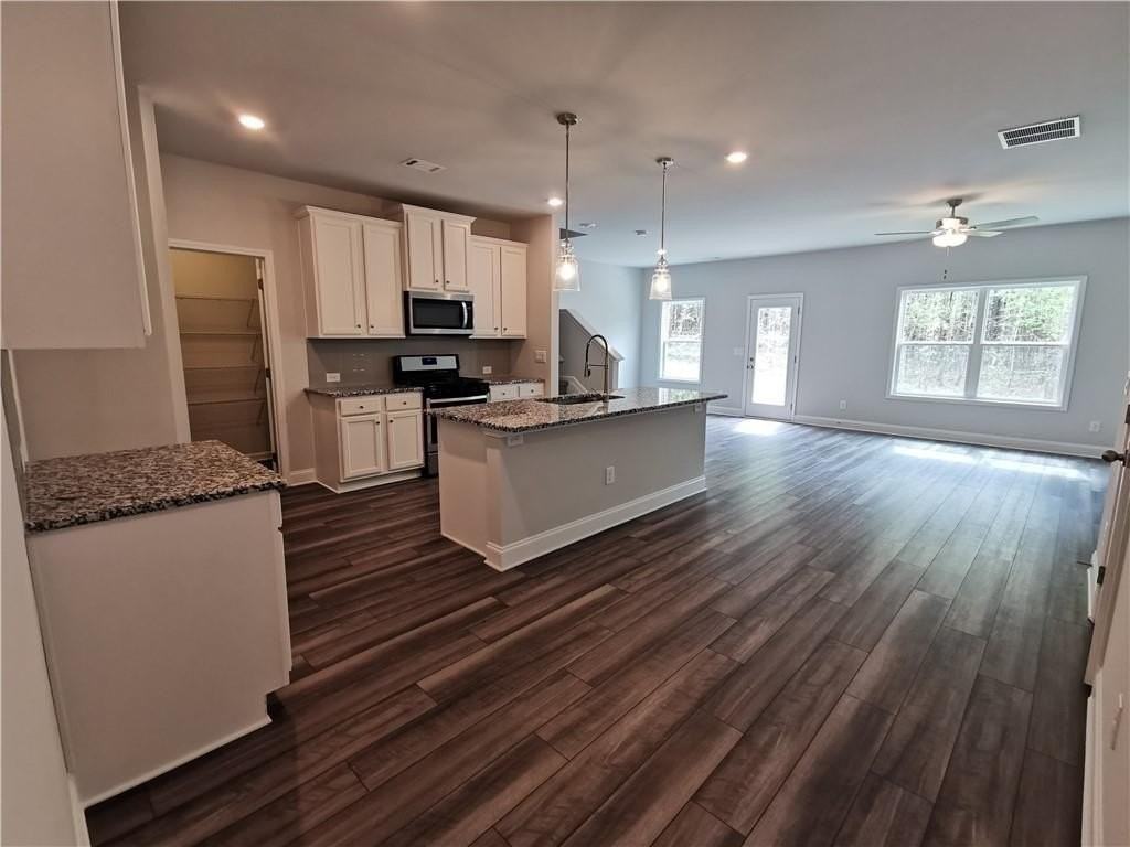 159 Station Overlook Dr - Photo 5 of 27