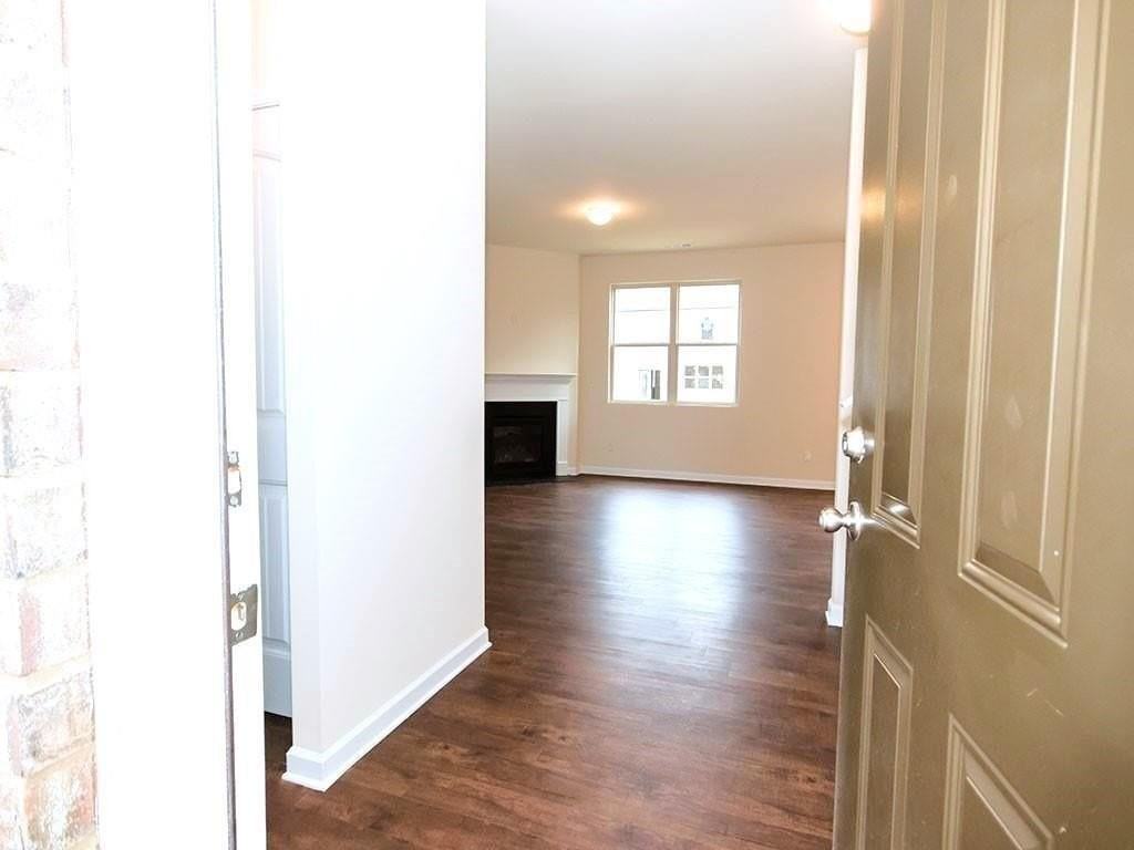 177 Valley View Cir - Photo 2 of 23