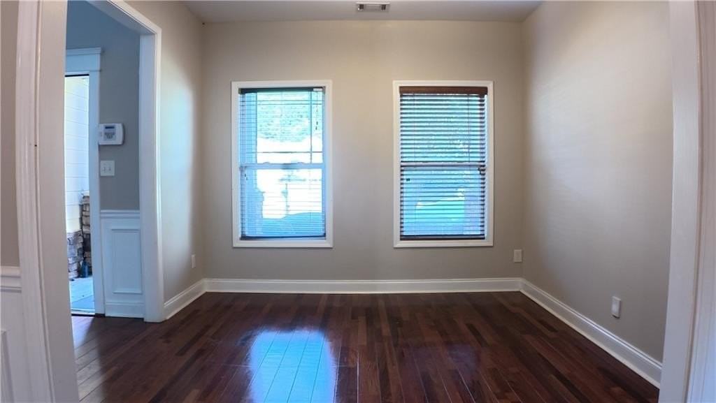 3440 Kentwater Dr - Photo 5 of 32