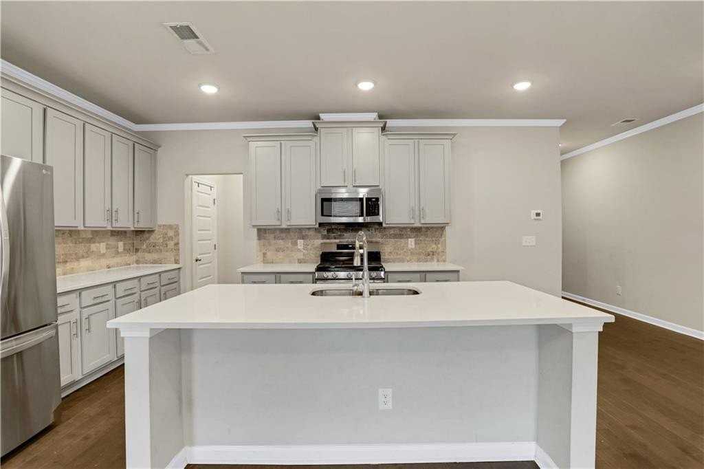 4364 Sunny Oak Ln - Photo 5 of 42