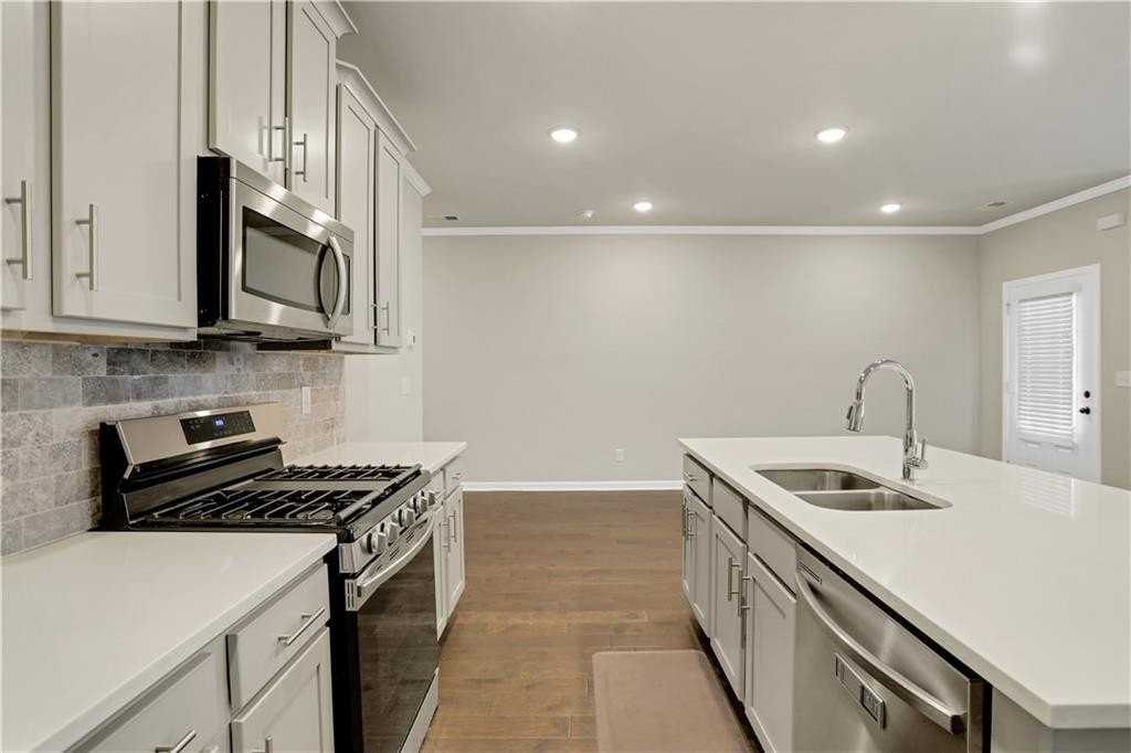 4364 Sunny Oak Ln - Photo 7 of 42